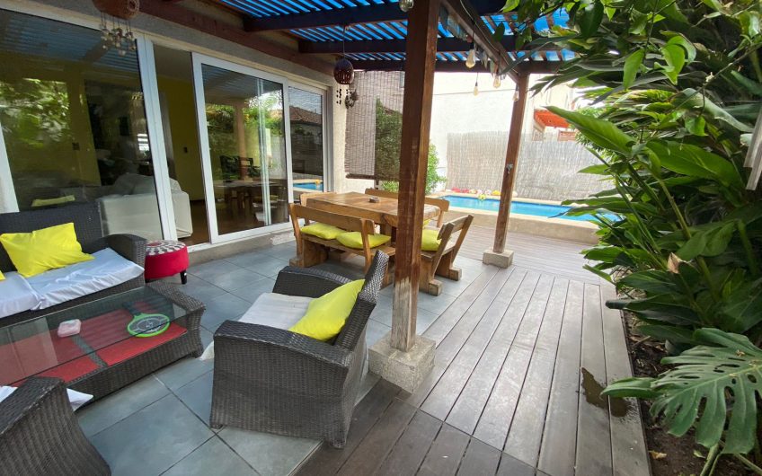 Casa en condominio Avda. Quebrada Macul